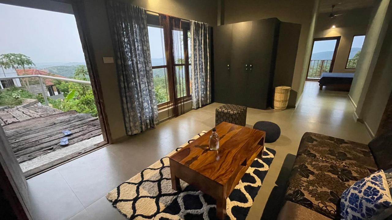 Antharyamin Hotel Thiruvananthapuram Eksteriør billede