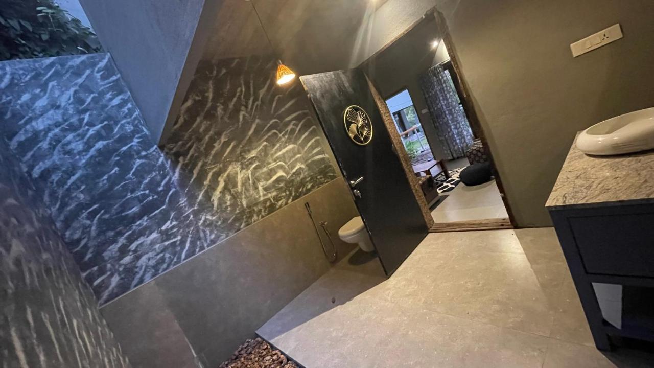 Antharyamin Hotel Thiruvananthapuram Eksteriør billede