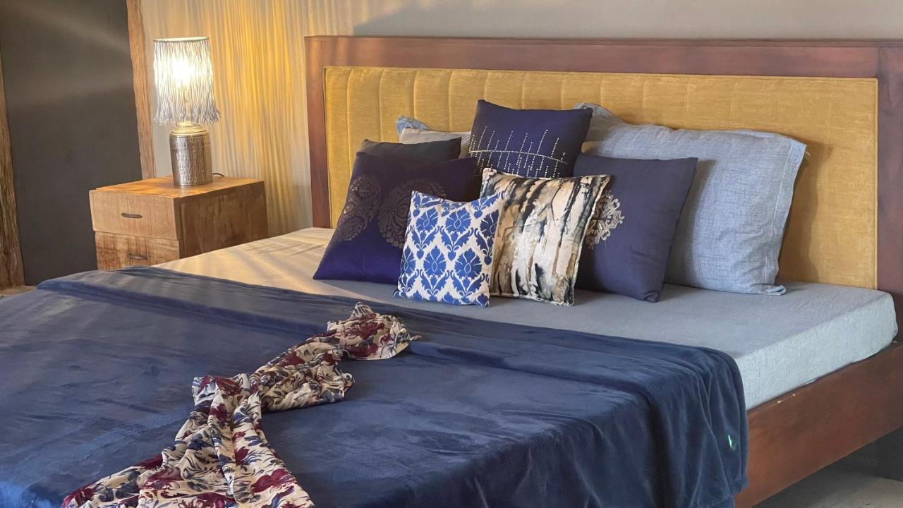 Antharyamin Hotel Thiruvananthapuram Eksteriør billede