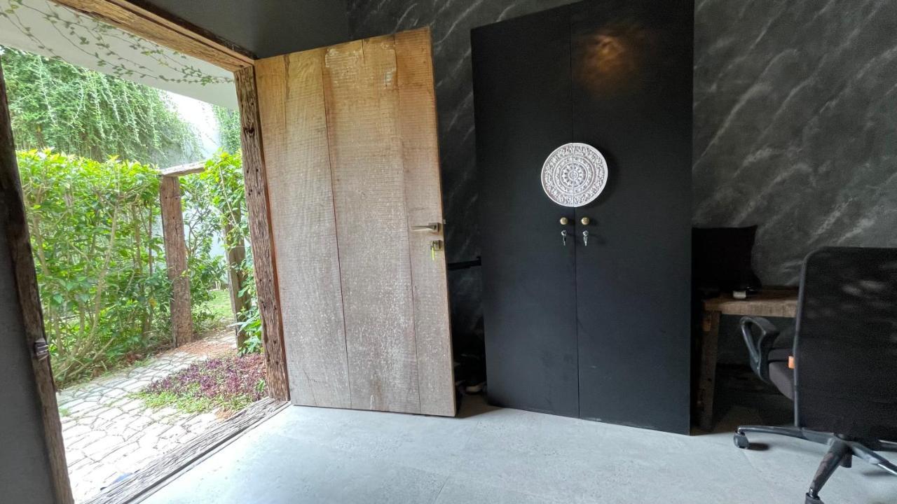 Antharyamin Hotel Thiruvananthapuram Eksteriør billede