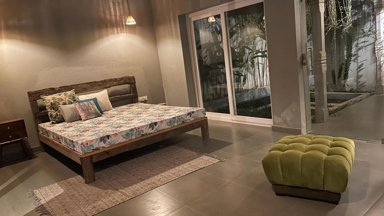 Antharyamin Hotel Thiruvananthapuram Eksteriør billede